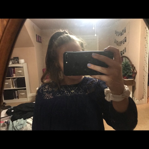 cute top - Picture 3 of 3